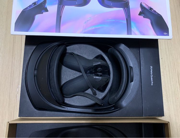 Meta Quest Pro พร้อมส่ง แว่น VR ระดับ Hi end อุปกรณ์ ครบ ใช้เล่นเกม ดูหนัง ฟังเพลง เป็นสเมือนโลกภาพยนต์ใกล้ตัว มากๆ   รูปที่ 8