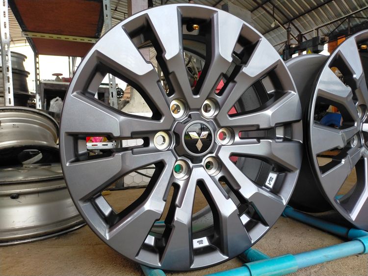 อื่นๆ 17" อื่นๆ แม็กมิตซู ขอบ18กว้าง7.5 et46 สีเดิมโรงงาน ใส่ไทรทัน ปาเจ