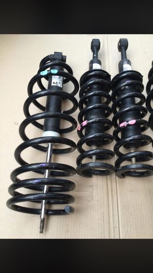 โช๊ค เดิม หน้า หลัง  Ford Everest. 2.2. ขับ 2  ปี 2015 ถึง 2017  รูปที่ 6