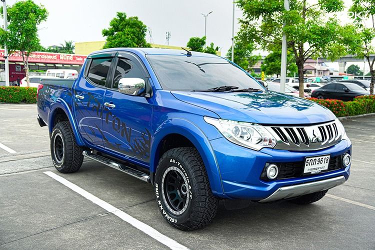 Mitsubishi Triton 2016 2.4 GLS Limited Plus Pickup ดีเซล ไม่ติดแก๊ส เกียร์ธรรมดา น้ำเงิน รูปที่ 3