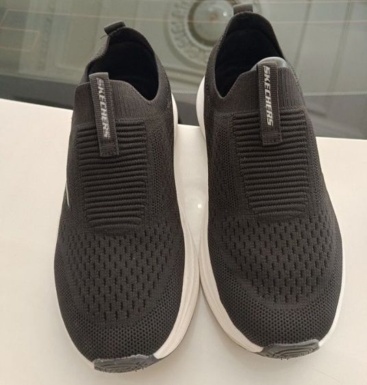ขาย Skechers Max cushion  เหมือนใหม่ ของแท้ Size 40-250cm รูปที่ 3