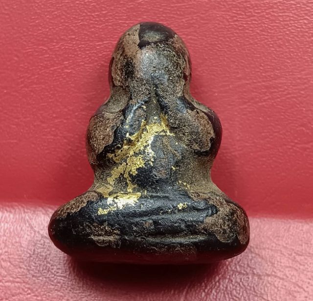 พระปิดตาหลวงปู่เอี่ยมวัดสะพานสูง