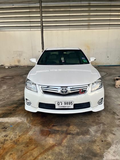 รถ Toyota Camry 2.4 Hybrid สี ขาว