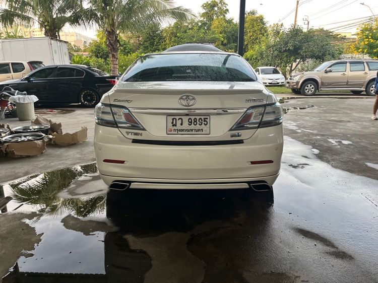 Toyota Camry 2010 2.4 Hybrid Sedan เบนซิน ไม่ติดแก๊ส เกียร์อัตโนมัติ ขาว รูปที่ 3