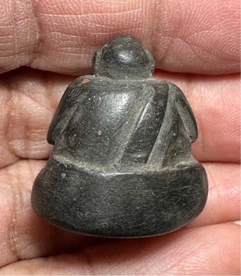 พระปิดตาเนื้อผงคลุกรัก ลอยองค์ ไม่ทราบที่ รูปที่ 10