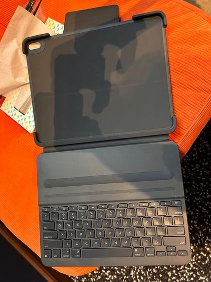 Logitech Keyboard Case for iPad Pro 11 inch Gen1 Gen2 Gen3 รูปที่ 4