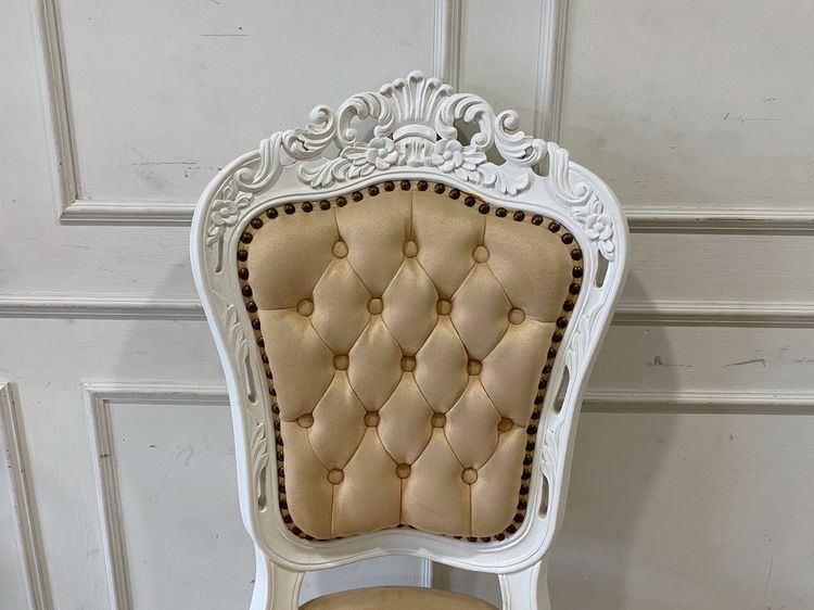 เก้าอี้ไม้หลุยส์ 1 ที่นั่ง เบาะผ้าดึงกระดุม สีเหลือง รูปที่ 4