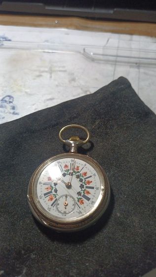 นาฬิกาตลับยุโรปอท้หน้ากระเบื้อง รูปที่ 2