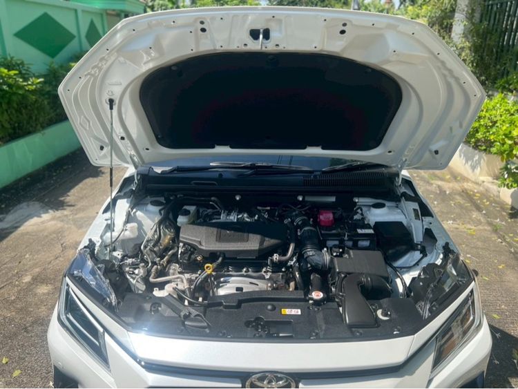 Toyota Yaris ATIV 2023 1.2 Premium Luxury Sedan เบนซิน ไม่ติดแก๊ส เกียร์อัตโนมัติ ขาว รูปที่ 4