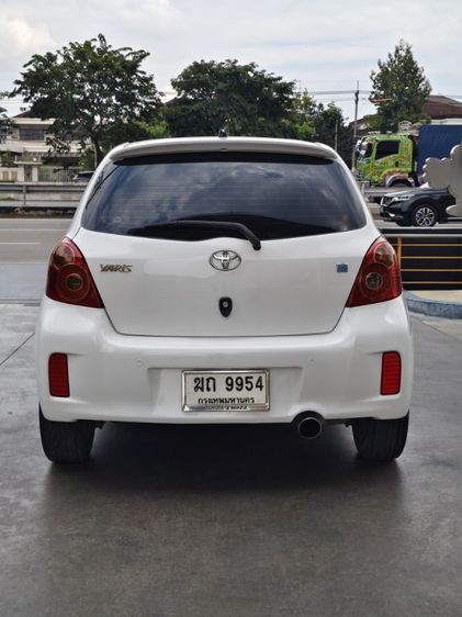 Toyota Yaris 2012 1.2 E Sedan เบนซิน เกียร์อัตโนมัติ ขาว รูปที่ 4