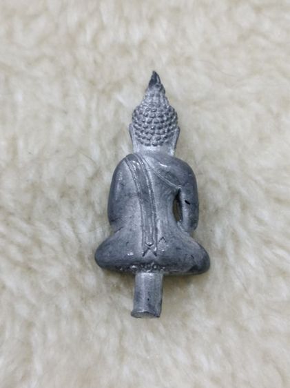 พระยอดธงเลื่อนสมณศักดิ์ รุ่น ๑ เนื้อขี้นกเขาเปล้า วัดชายนา หลวงพ่อ ตัด รูปที่ 3