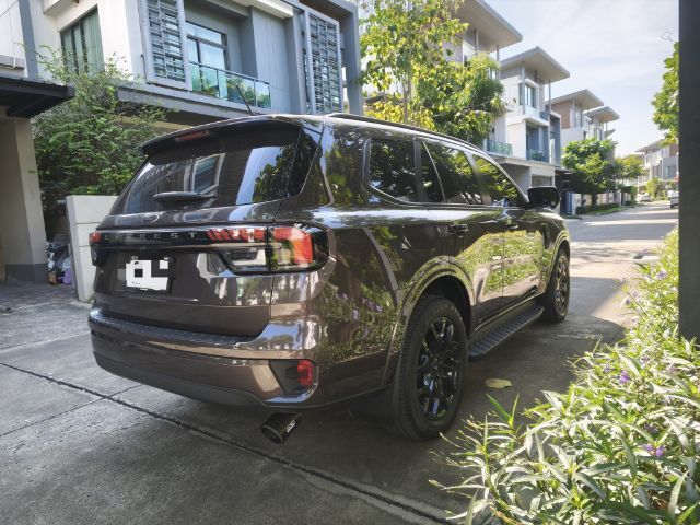 Ford Everest 2023 2.0 Titanium Plus Utility-car ดีเซล ไม่ติดแก๊ส เกียร์อัตโนมัติ น้ำตาล รูปที่ 4