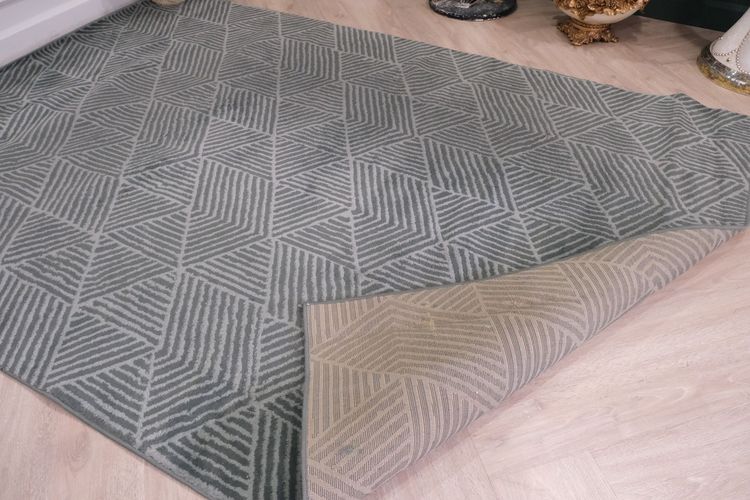 พรมปูพื้น พรมขน สำหรับห้องนั่งเล่น สีเทา ลายสามเหลี่ยม รูปที่ 5
