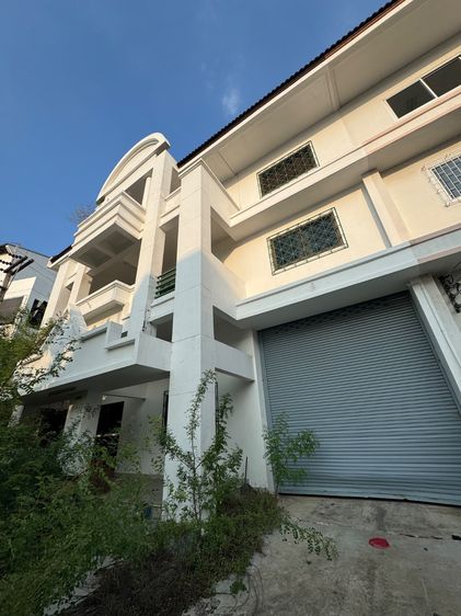 ขายด่วน อาคารโรงงาน โกดัง 3 ชั้น เนื้อที่ 214 ตรว. โครงการFactoryland2 ติดถนนพุทธมณฑลสาย5