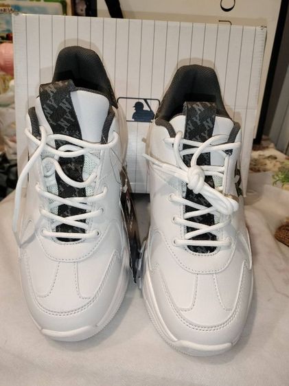 รองเท้าแบรดแท้ รูปที่ 3