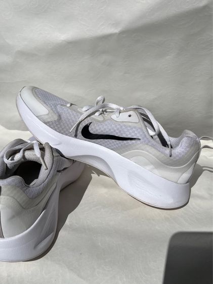  Nike Wearallday White Black Size 40.5