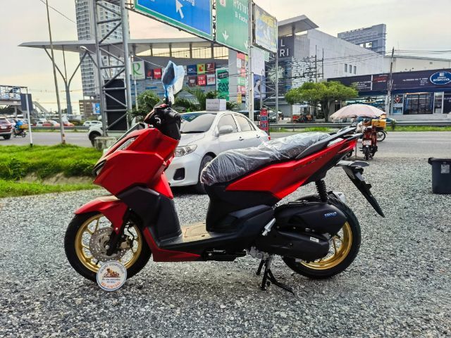 อยู่ตรงข้ามห้างเซ็นทรัลชลบุรี รถใหม่Honda click160i ABS  รูปที่ 5