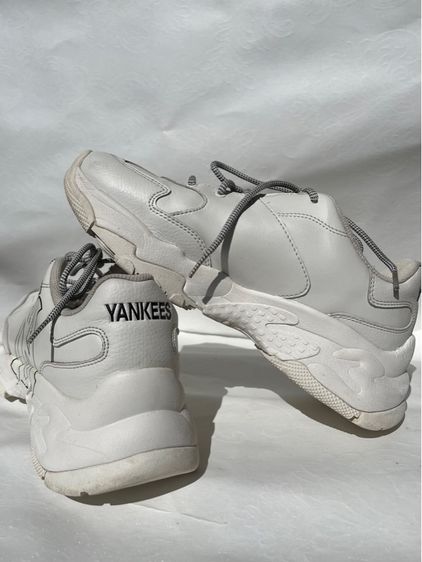 รองเท้าผ้าใบ ขาว UK 7.5 | EU 41 1/3 | US 9 MLB Big Ball Chunky A York Yankees Shoes  ของแท้ Size EUR 42