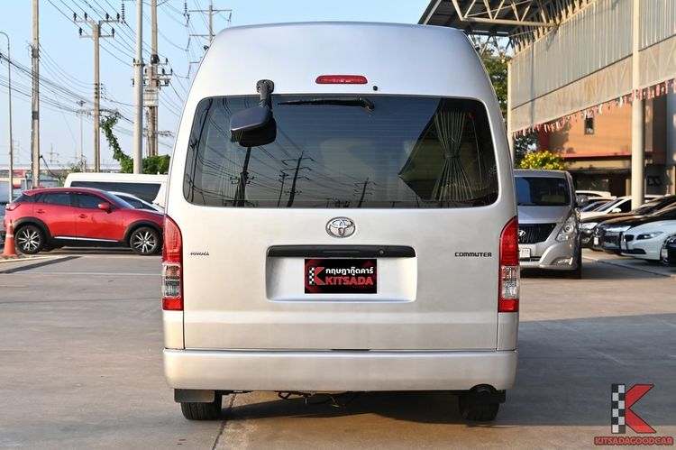Toyota Commuter 2017 3.0 Van ดีเซล ไม่ติดแก๊ส เกียร์ธรรมดา บรอนซ์เงิน รูปที่ 4