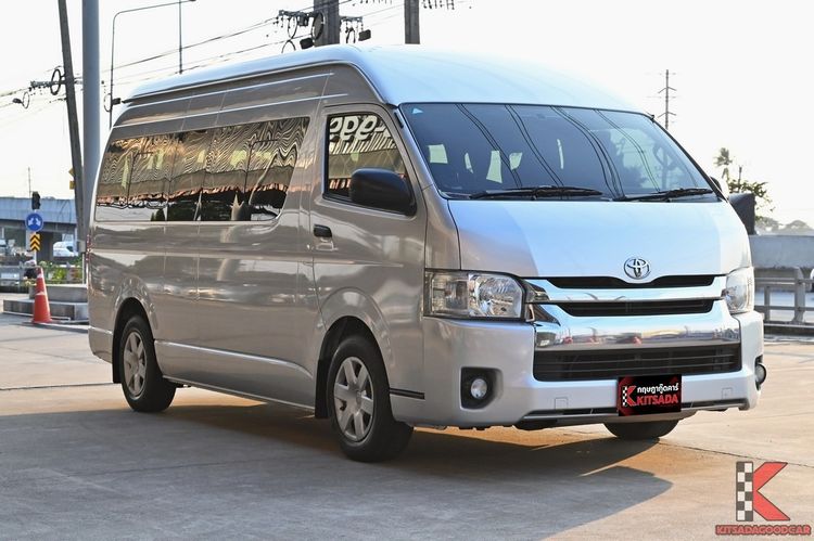 Toyota Commuter 2017 3.0 Van ดีเซล ไม่ติดแก๊ส เกียร์ธรรมดา บรอนซ์เงิน