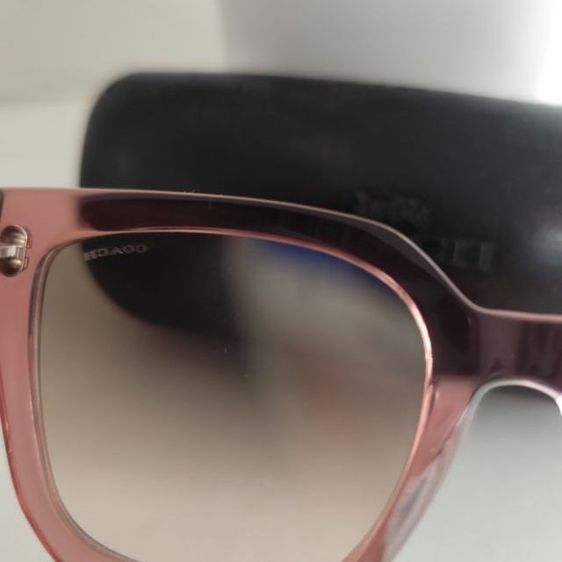 แว่นกันแดด COACH มือสองขายตามสภาพก่อนตัดสินใจสั่งกรุณาอ่านรายระเอียด รูปที่ 11