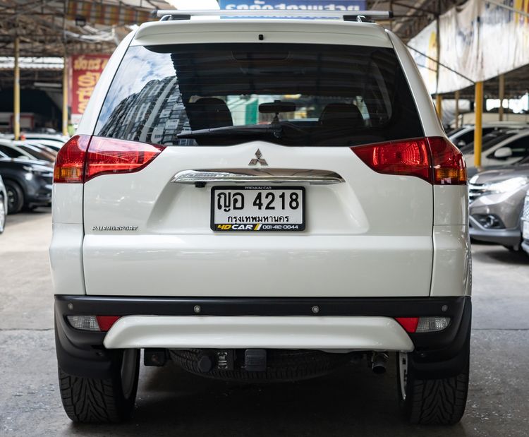 Mitsubishi Pajero Sport 2011 3.2 GT 4WD Utility-car ดีเซล ไม่ติดแก๊ส เกียร์อัตโนมัติ ขาว รูปที่ 4