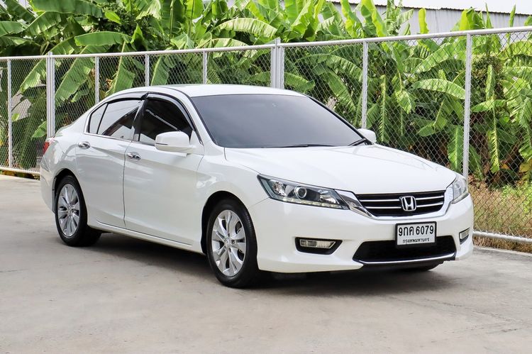 Honda Accord 2013 2.0 EL Sedan เบนซิน ไม่ติดแก๊ส เกียร์อัตโนมัติ ขาว