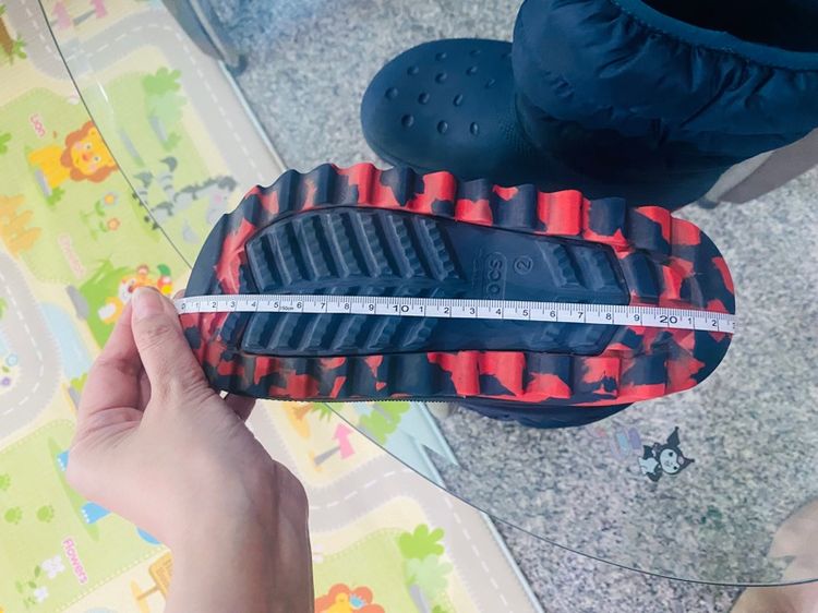 รองเท้ากันหนาวมือสอง ลุยหิมะ crocs สำหรับเด็ก size.j2 ความยาวเท้าประมาณ 20-21 cm รูปที่ 11
