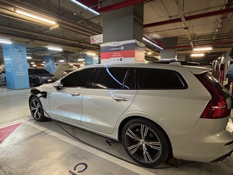 Volvo V60 2020 2.0 T8 Inscription 4WD Van เบนซิน เทา รูปที่ 3