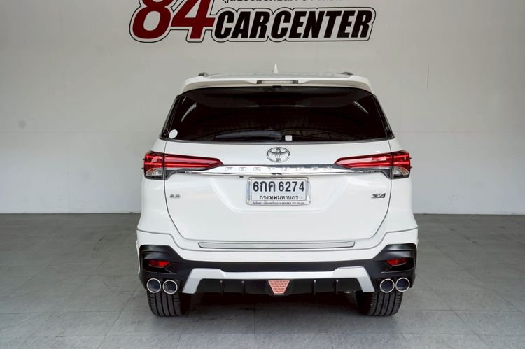 Toyota Fortuner 2016 2.8 V 4WD Utility-car ดีเซล ไม่ติดแก๊ส เกียร์อัตโนมัติ ขาว รูปที่ 3