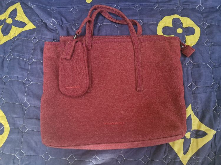 กระเป๋าถือ VIVAYOU made in Japan