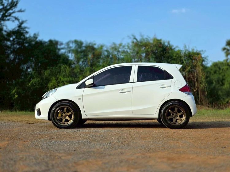Honda Brio 2018 1.2 V Sedan เบนซิน ไม่ติดแก๊ส เกียร์อัตโนมัติ ขาว รูปที่ 3