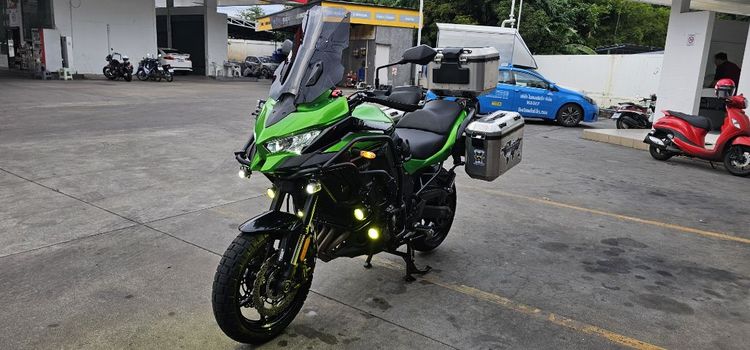 Kawasaki Versys 1000 STD สีเขียวดำ🟢⚫ ออกปี22(คศ.19) ไมล์ 14,385 โล จัดทรงพร้อมทริป กล่อง3ใบ แคชบาร์สปอร์ตไลท์6ดวงครบสภาพนางฟ้าออกทริปได้เลย รูปที่ 8