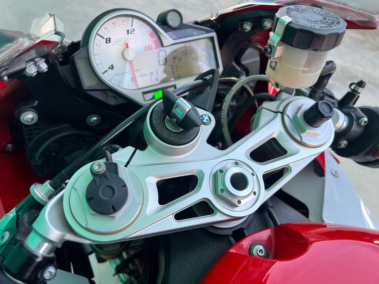 BMW S1000RR 2016 สีแดง กุญแจ2ดอก รถมือเดียว ออกศูนย์เงินสดมาเลย  รูปที่ 10