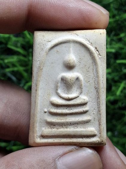 พระเนื้อผงเก่าไม่ทราบรุ่นปี