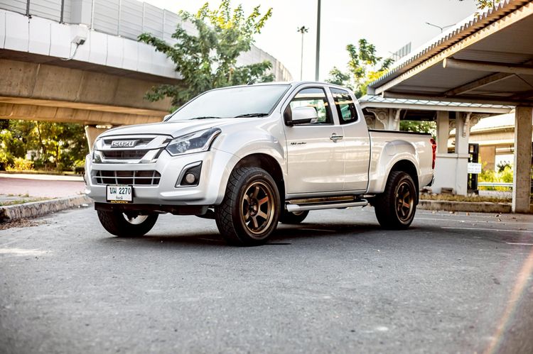 Isuzu D-MAX 2016 1.9 Hi-Lander L Pickup ดีเซล เกียร์ธรรมดา เทา รูปที่ 2