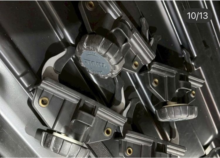 🔥THULE Roof Box Touring 200 M Bag×4 Set  กล่องเก็บสัมภาระหลังรถวัสดุดีแข็งแรงน่าใช้แนะนำเลยค่ะใช้ดีมากแบรนด์นี้ รูปที่ 10