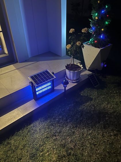 โคมไฟกับดักยุง แมลง พลังงานแสงอาทิตย์ กันน้ำ ใช้พลังงานแสงอาทิตย์ และไฟบ้านได้ รูปที่ 4