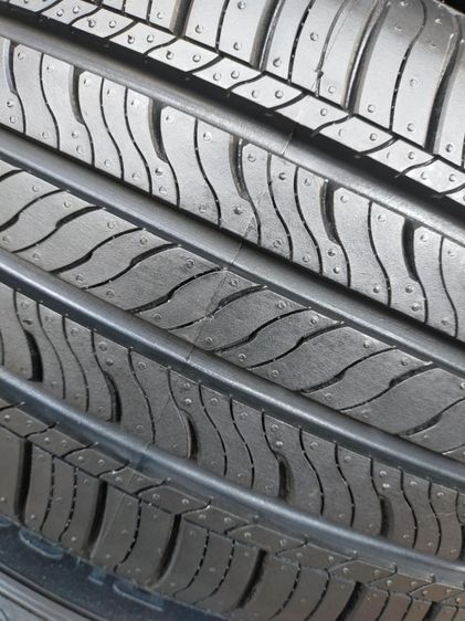 ยางblackhawk 215 55 17 ปี24 ยางสวยทุกเส้น ตุ่มหน้ายางยังอยู่