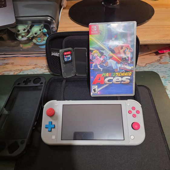 Nintendo Switch Lite – Zacian and Zamazenta Edition  รูปที่ 3