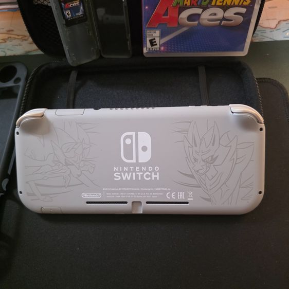 Nintendo Switch Lite – Zacian and Zamazenta Edition  รูปที่ 7
