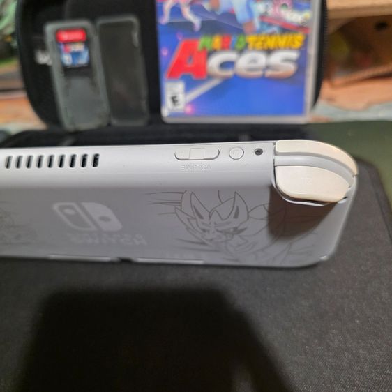 Nintendo Switch Lite – Zacian and Zamazenta Edition  รูปที่ 8