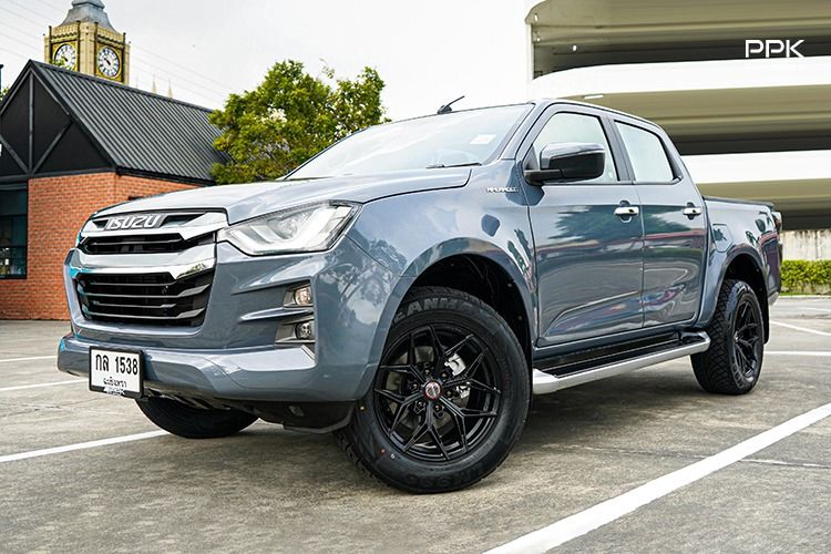 รถ Isuzu D-MAX 1.9 Hi-Lander Z สี เทา