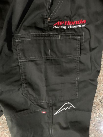 📌📌 💯 ขายกางเกง ทีมแข่ง Honda ยังไม่ใช้งาน ผ้าเบาใส่สบาย  รูปที่ 12