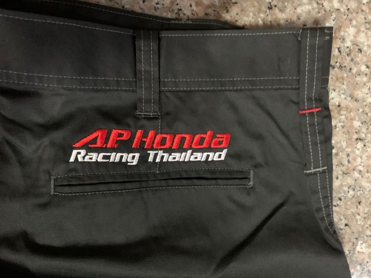 📌📌 💯 ขายกางเกง ทีมแข่ง Honda ยังไม่ใช้งาน ผ้าเบาใส่สบาย  รูปที่ 11
