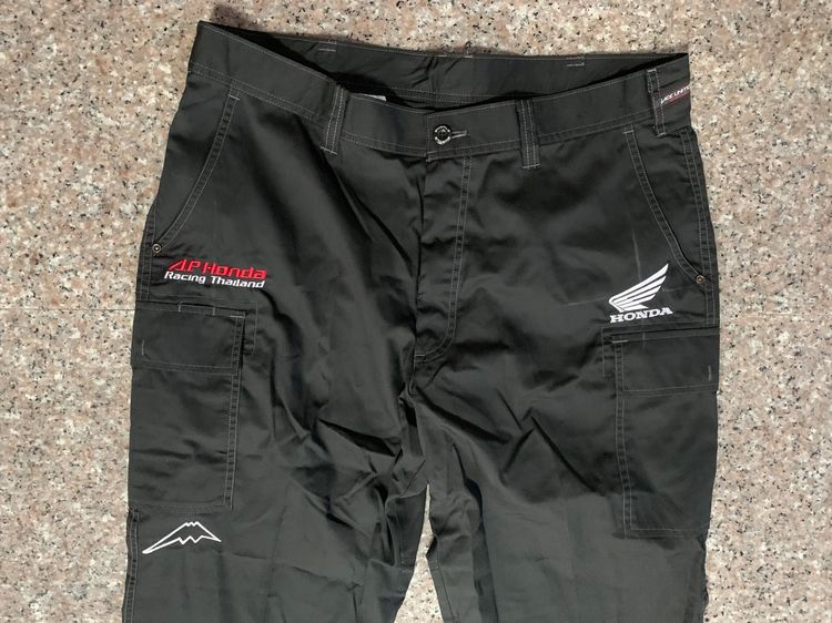 📌📌 💯 ขายกางเกง ทีมแข่ง Honda ยังไม่ใช้งาน ผ้าเบาใส่สบาย  รูปที่ 3
