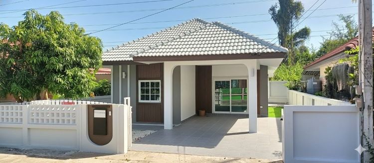 ไม่มี ขายบ้านเดี่ยวชั้นเดียว เจ้าของขายเอง ต่อรองได้ 3.29 ลบ 57ตรว. พิกัดโรงโป๊ะ-พัทยา ใกล้ รร.ศรีสุวิช  แหลมฉบัง พัทยา 