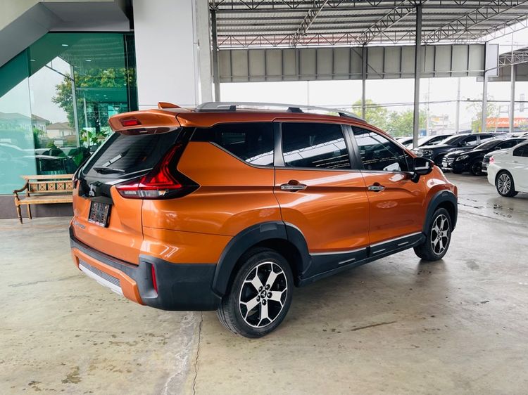 Mitsubishi Xpander Cross 2020 1.5 Utility-car เบนซิน ไม่ติดแก๊ส เกียร์อัตโนมัติ ส้ม รูปที่ 4