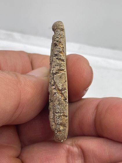 พระสมเด็จวัดระฆังพิมพ์ใหญ่กรอบกระจกเนื้อเก่าสวย โรยผงตะไบทอง พุทธคุณเด่น เมตตา-มหาโชค รูปที่ 4