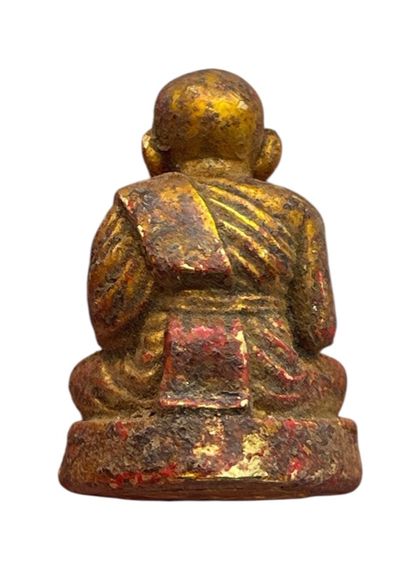 รูปหล่อหลวงปู่ทวด เนื้อโลหะลงรักปิดทอง ฐานติดแผ่นทอง ขรัวโต 2411 สายวังหน้า พุทธคุณแคล้วคลาด เมตตามหาลาภเด่น สภาพเดิมเข้มขลังสุดๆ  รูปที่ 3